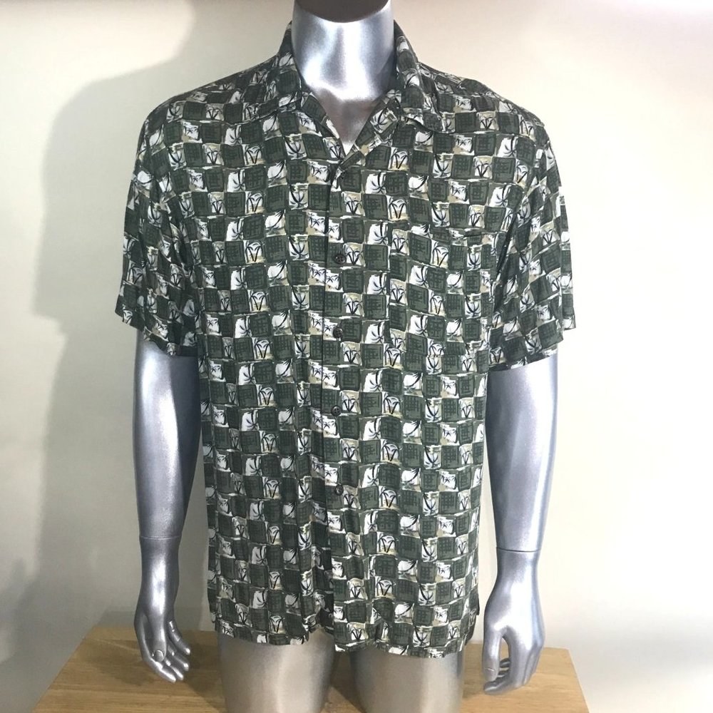 Utility Vintage Medium Checkered Palm Tree Green Beige Button Front Shirt